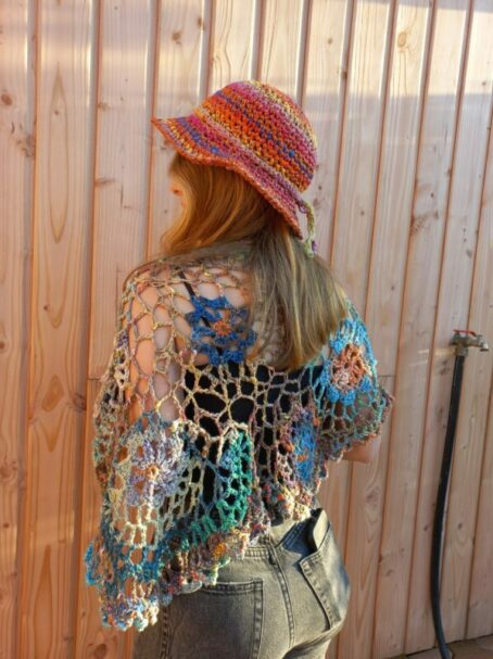 étole au crochet en laine Noro laines aquareve