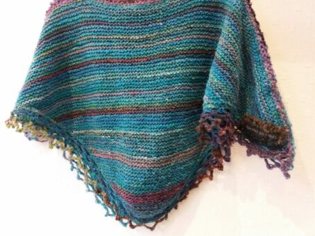 noro viola poncho laines aquareve