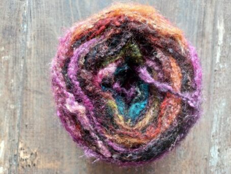 Flower Bed Shaggy 2 pel Noro industriel laines aquareve