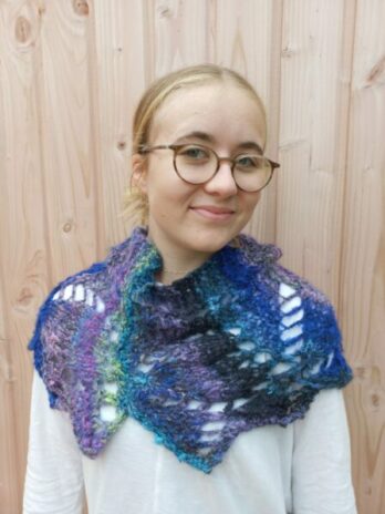 col flower bed shaggy dentelle bleu laines aquarêve