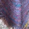 poncho en viola détail lilas laines aquarêve