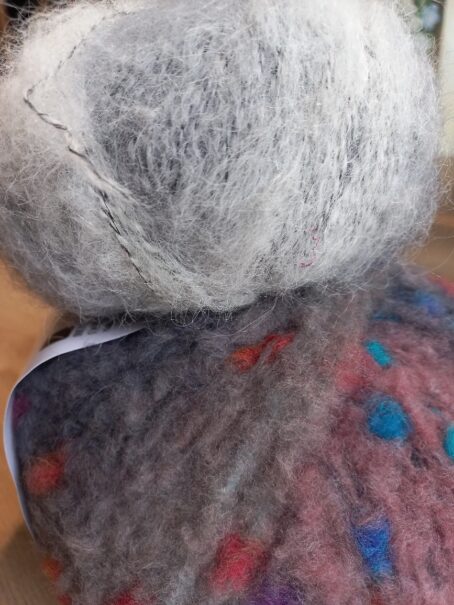 pull en pouffe louisa harding bleu orage et silky fluffy gris laines aquareve