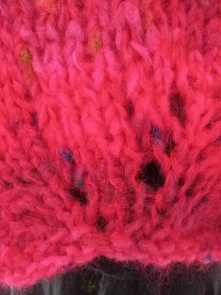 pull melimelo rouge détail laines aquareve